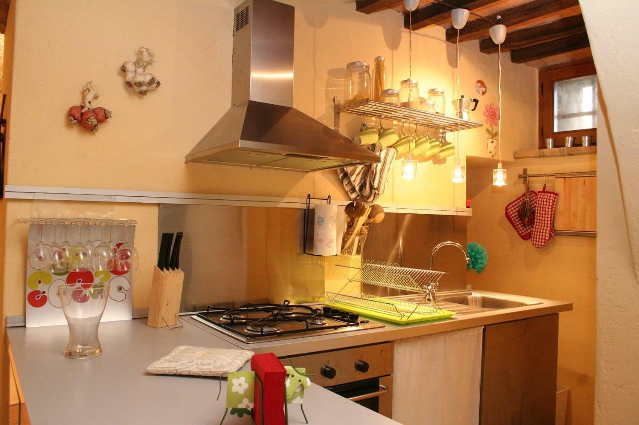 Da Patou Apartment Todi Bagian luar foto